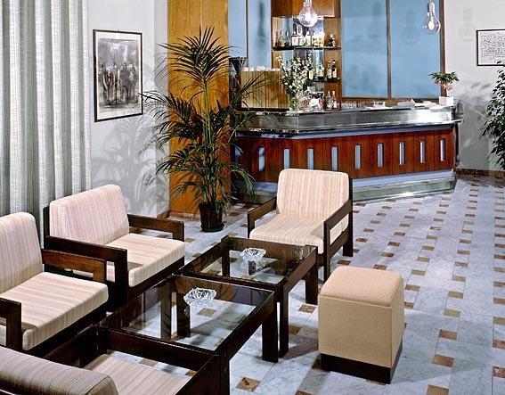 Hotel Continental ファーノ エクステリア 写真