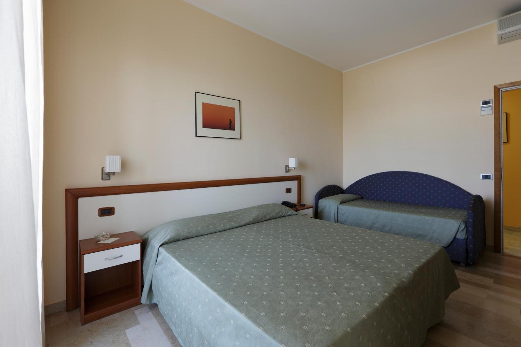Hotel Continental ファーノ 部屋 写真