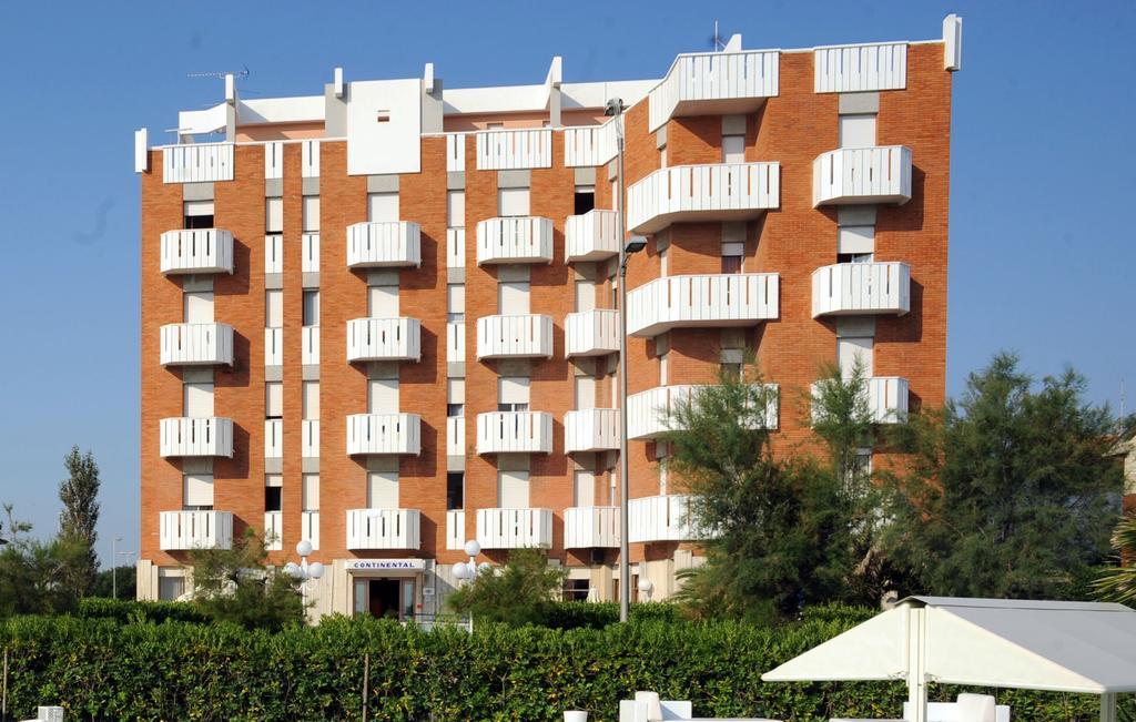 Hotel Continental ファーノ エクステリア 写真