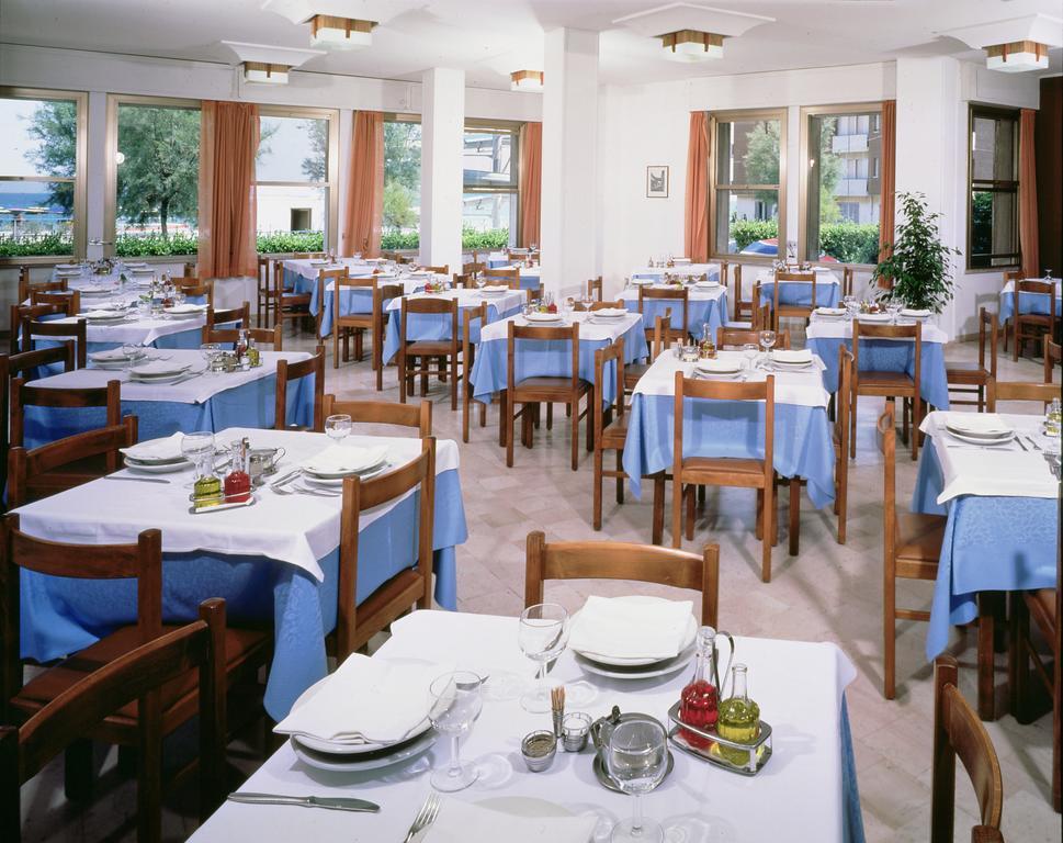 Hotel Continental ファーノ エクステリア 写真