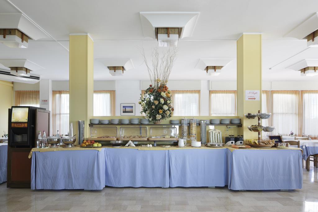 Hotel Continental ファーノ エクステリア 写真