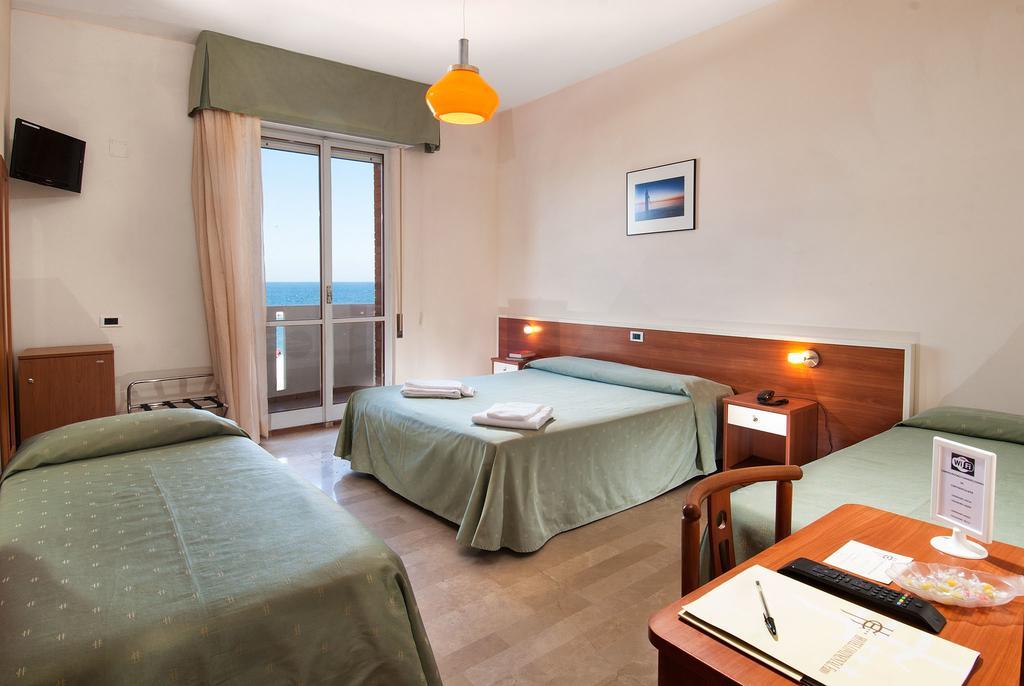 Hotel Continental ファーノ 部屋 写真